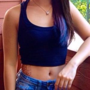 Black Criss Cross Crop Top 🖤